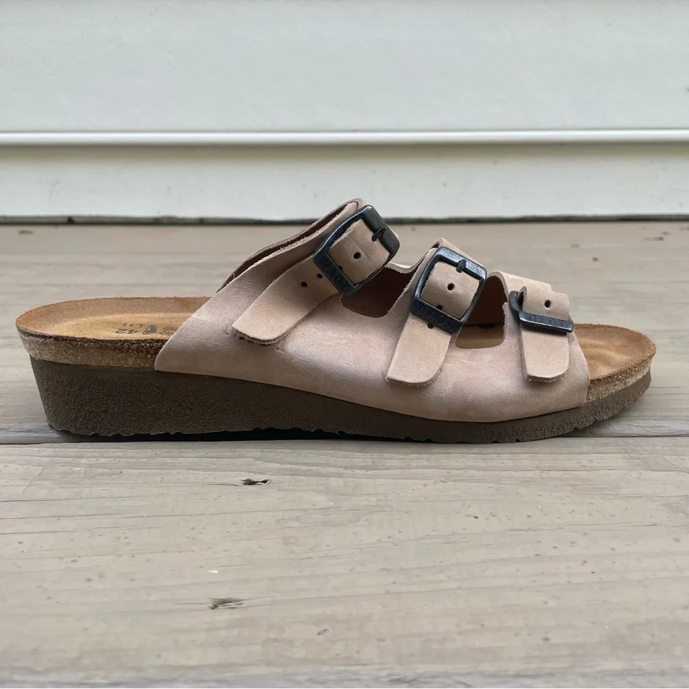 Naot Footwear Austin Sand Stone Suede Triple Strap Slide Sandals size 42 - Picture 11 of 14